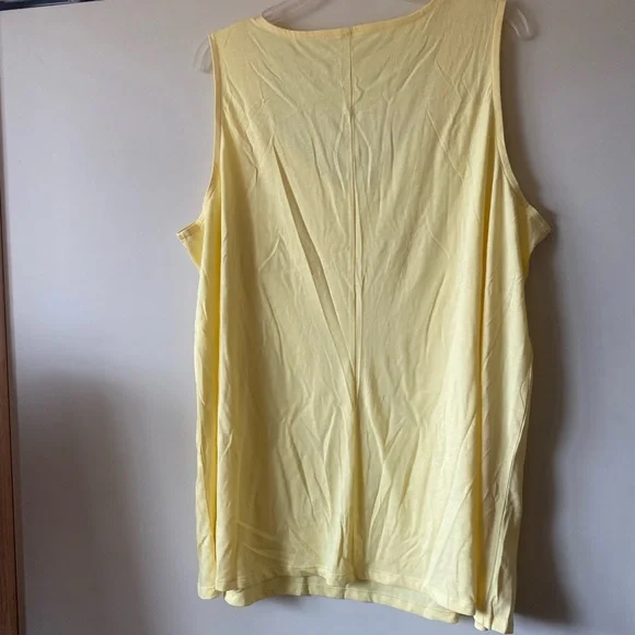 NWT Lane Bryant gathered shoulder Vneck tank 22/24 - Picture 3 of 5